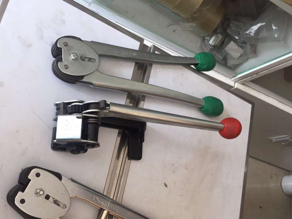 Dụng cụ đóng đai nhựa cầm tay Taiwan